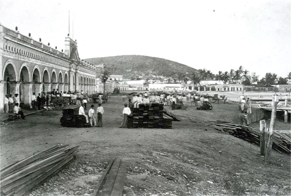 Mazatlán docks, former customs house, late 19th century